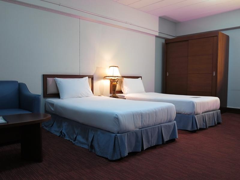 The Canal Hotel Bangkok Room photo