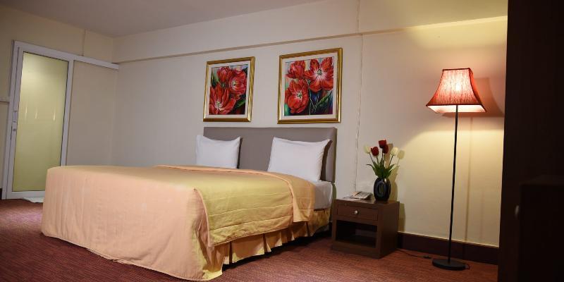 The Canal Hotel Bangkok Exterior photo